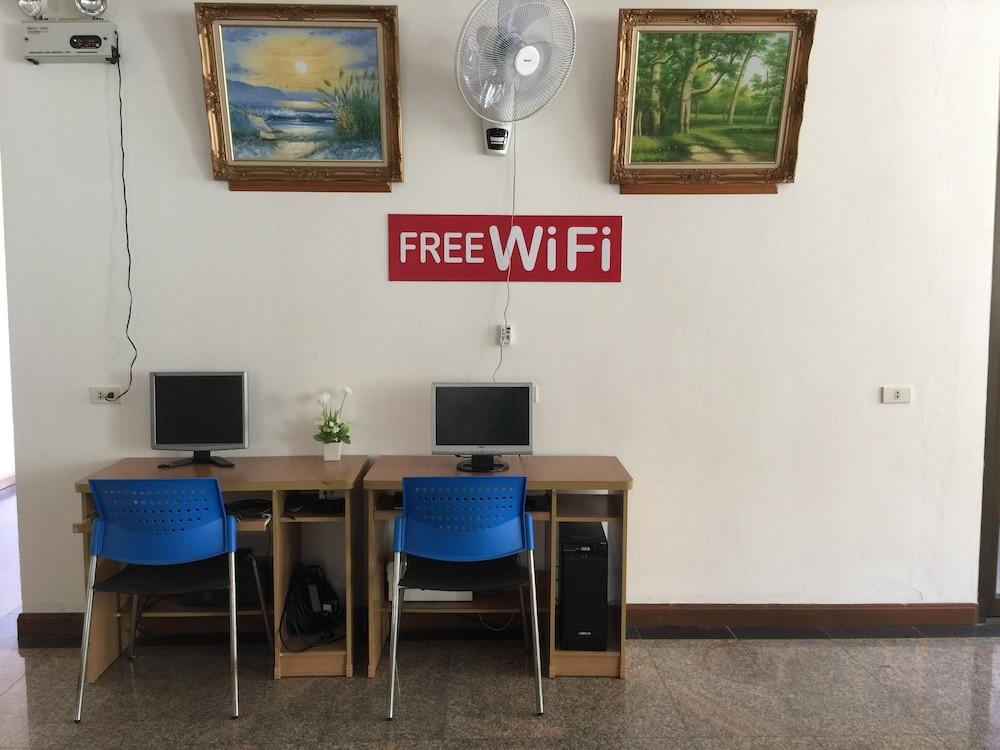 Hotel Golden Hill Krabi town
